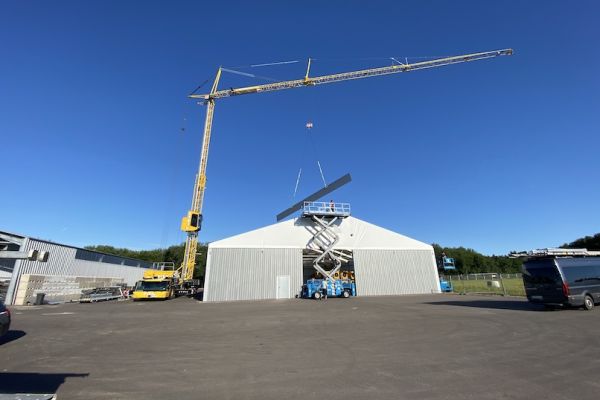 Montagearbeiten Trapezblechdach 